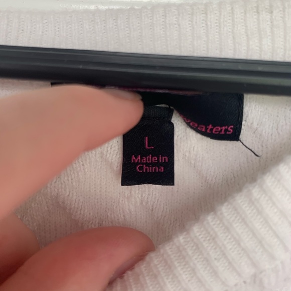 White Patterned Sweater - Picture 5 of 7